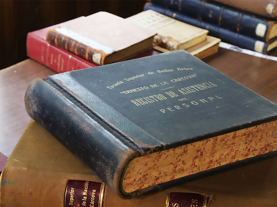 Chismes de archivo. La vida estudiantil en la Escuela Superior de Bellas Artes
